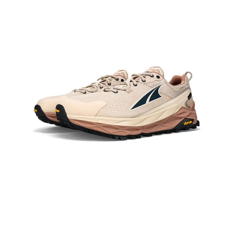 BOTAS BAJAS DE MONTAñA PARA HOMBRE ALTRA OLYMPUS 5 HIKE GORETEX (SAND)