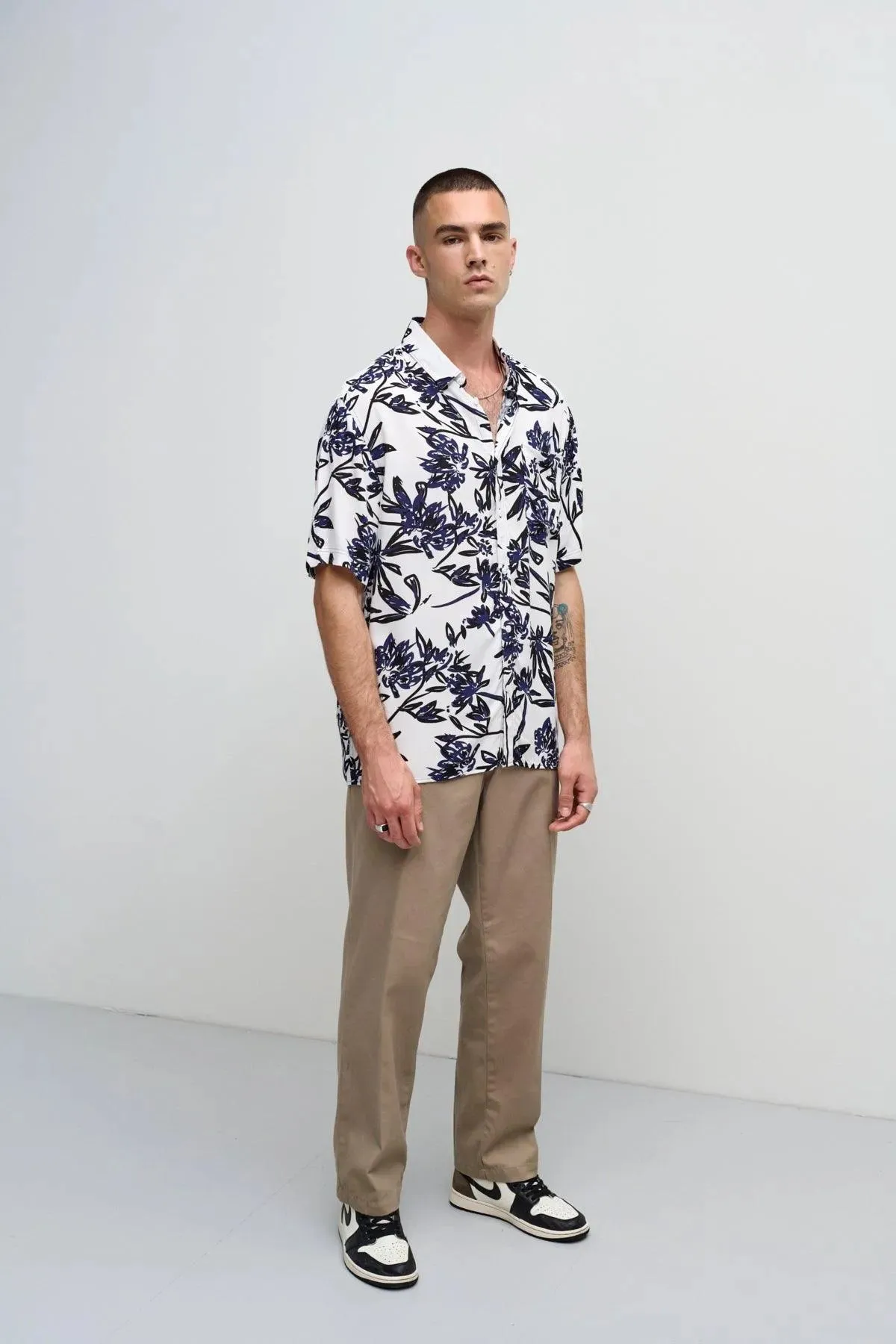 Camisa !Solid Frido White