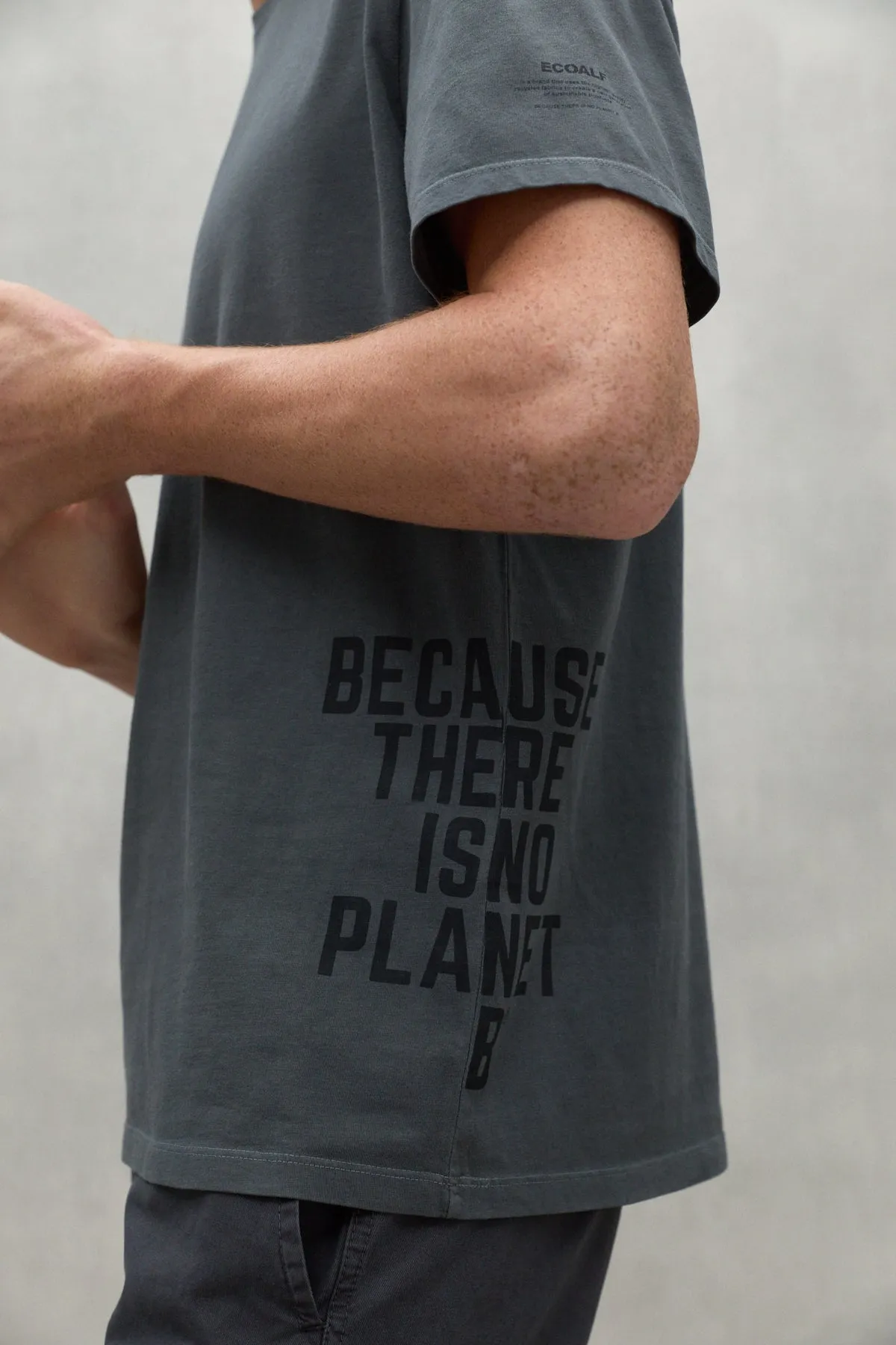 DARK GREY SANTANDER TSHIRT