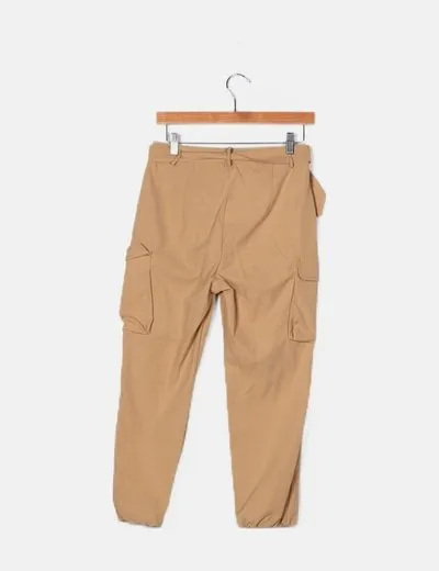 Elenza Pantalón cargo beige