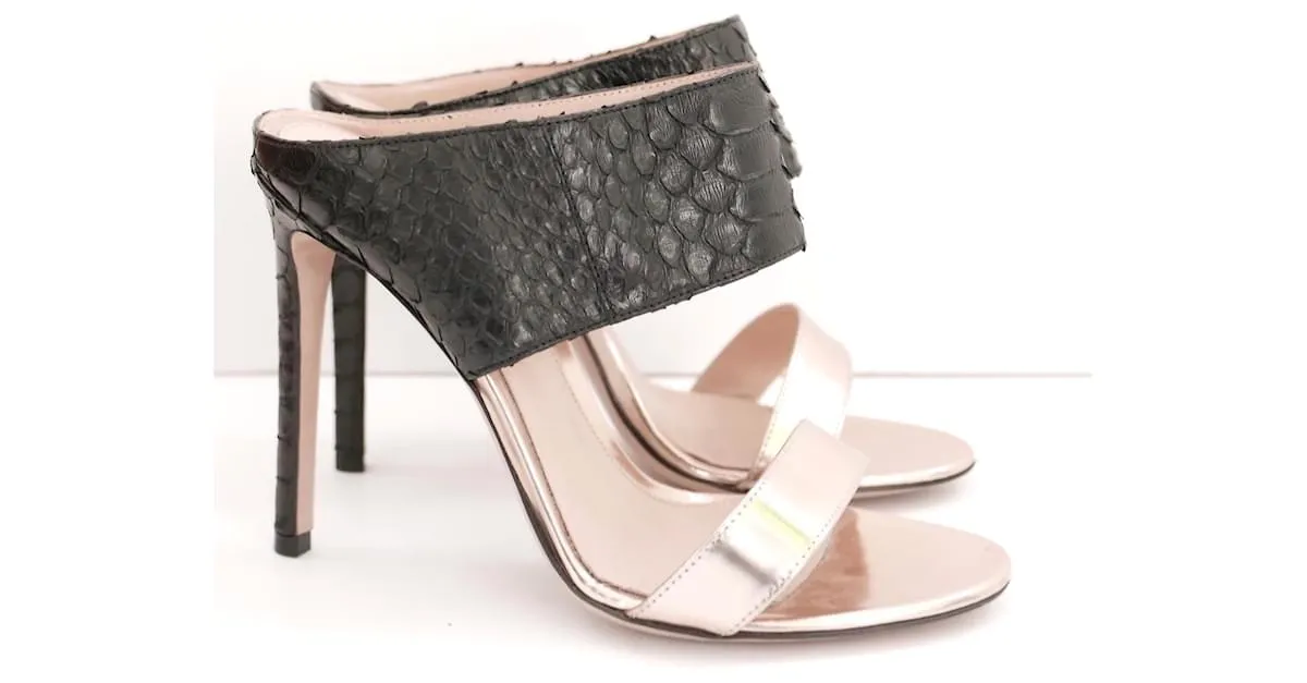 Gianvito Rossi Sandalias en negro y oro rosa Dorado 