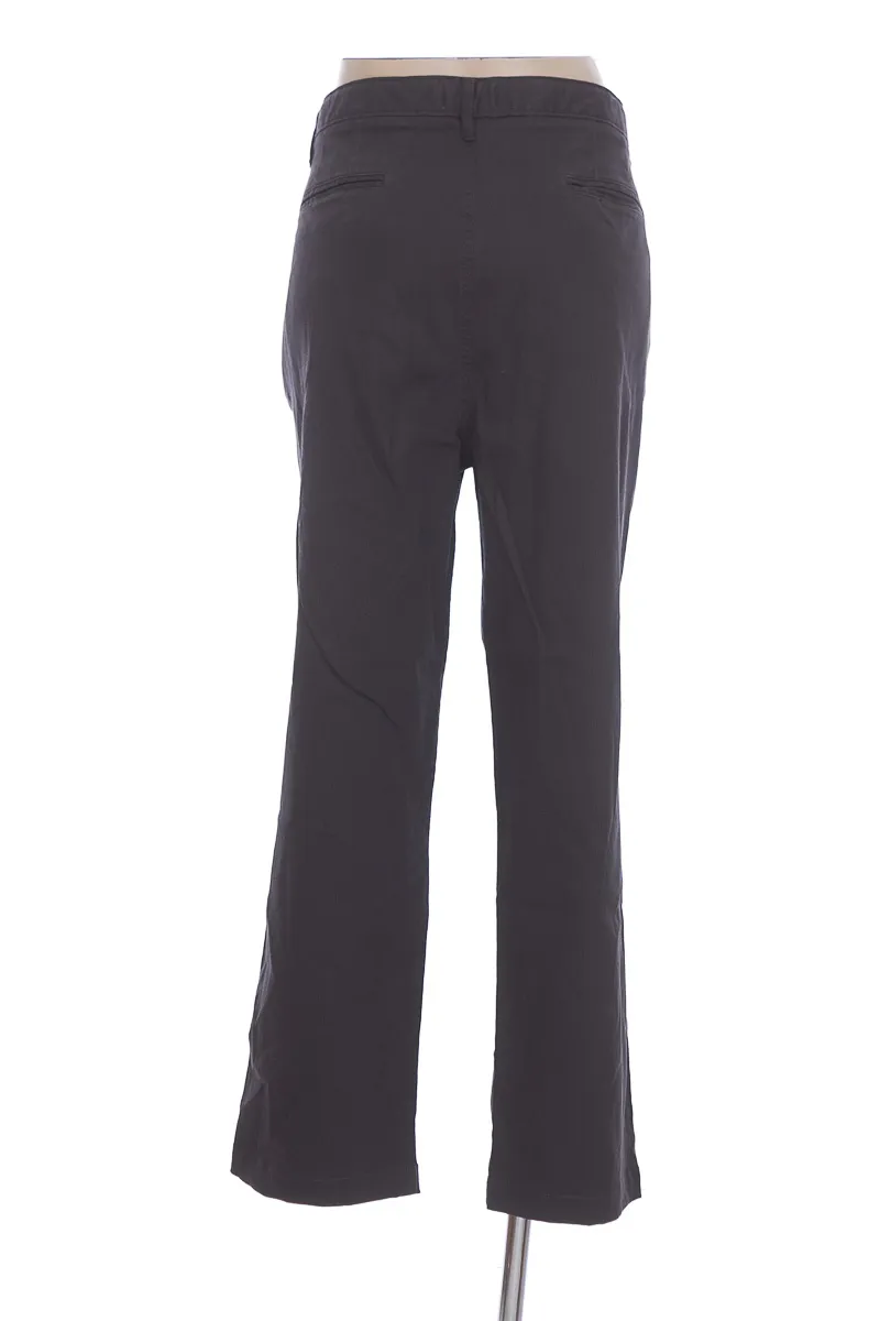 PANTALóN COLOR GRIS  ARTURO CALLE