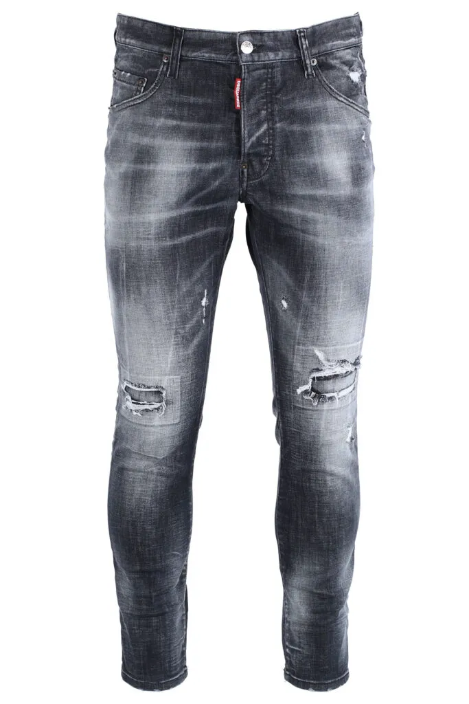 Pantalón vaquero negro con rotos 
