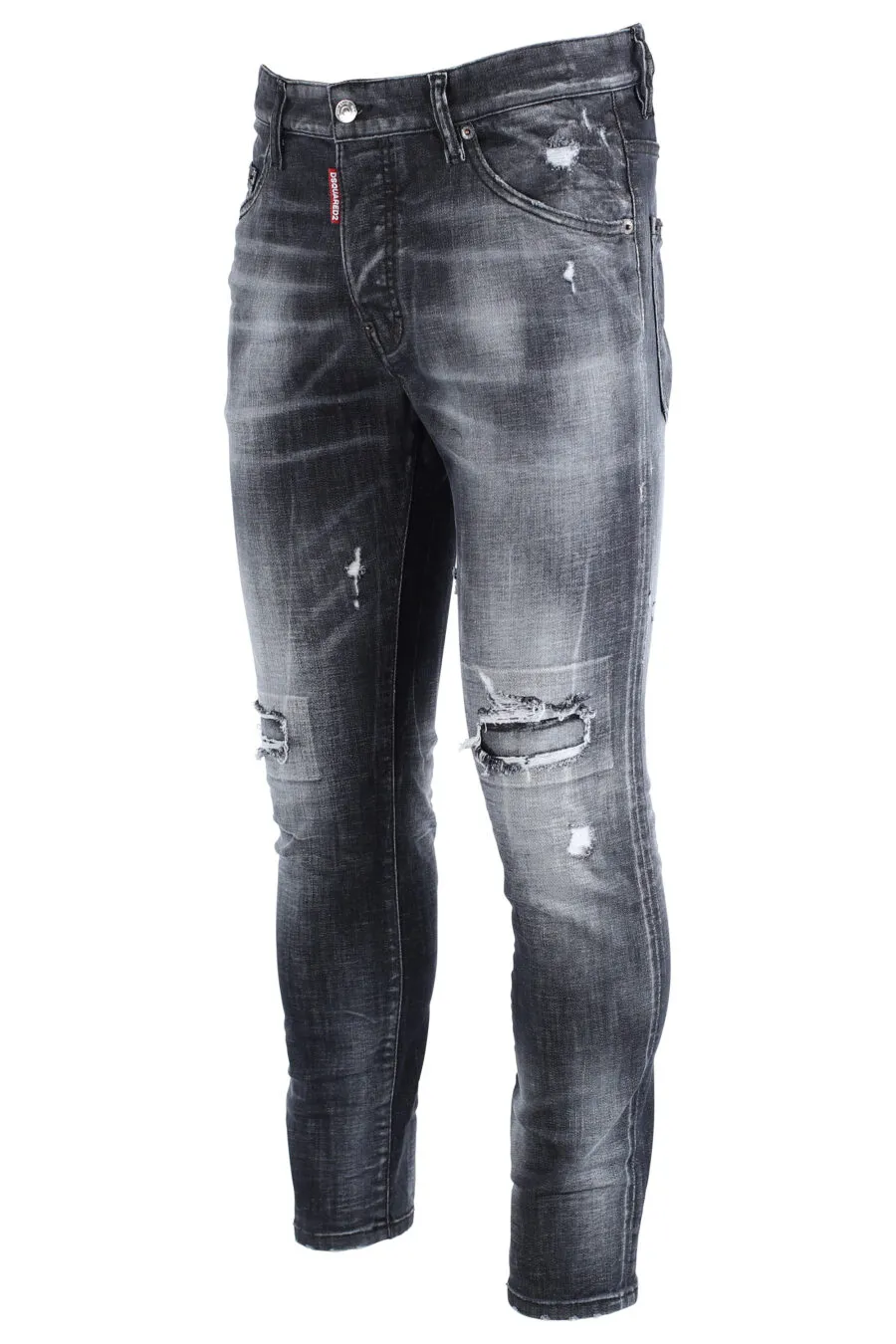 Pantalón vaquero negro con rotos 
