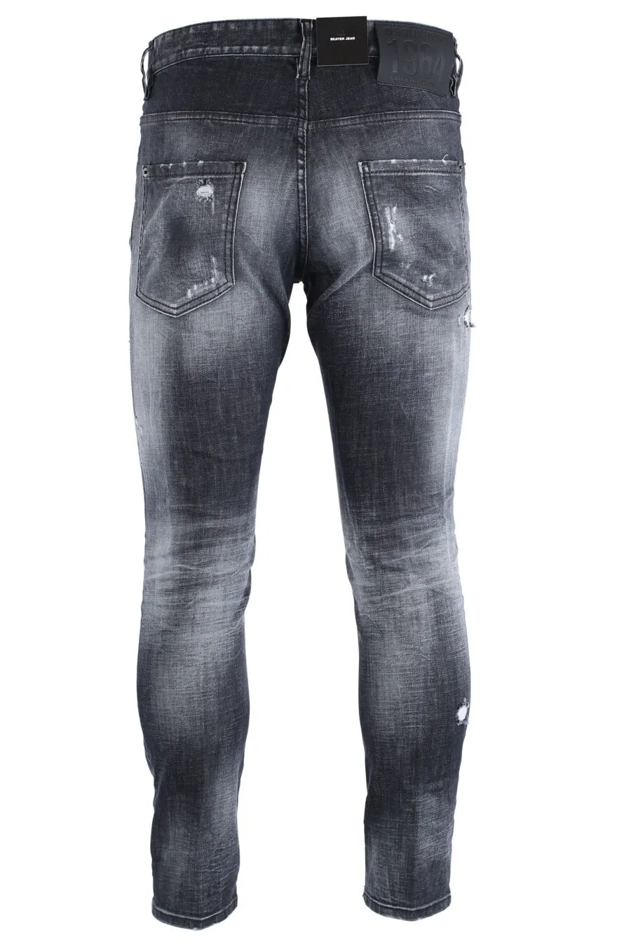 Pantalón vaquero negro con rotos 
