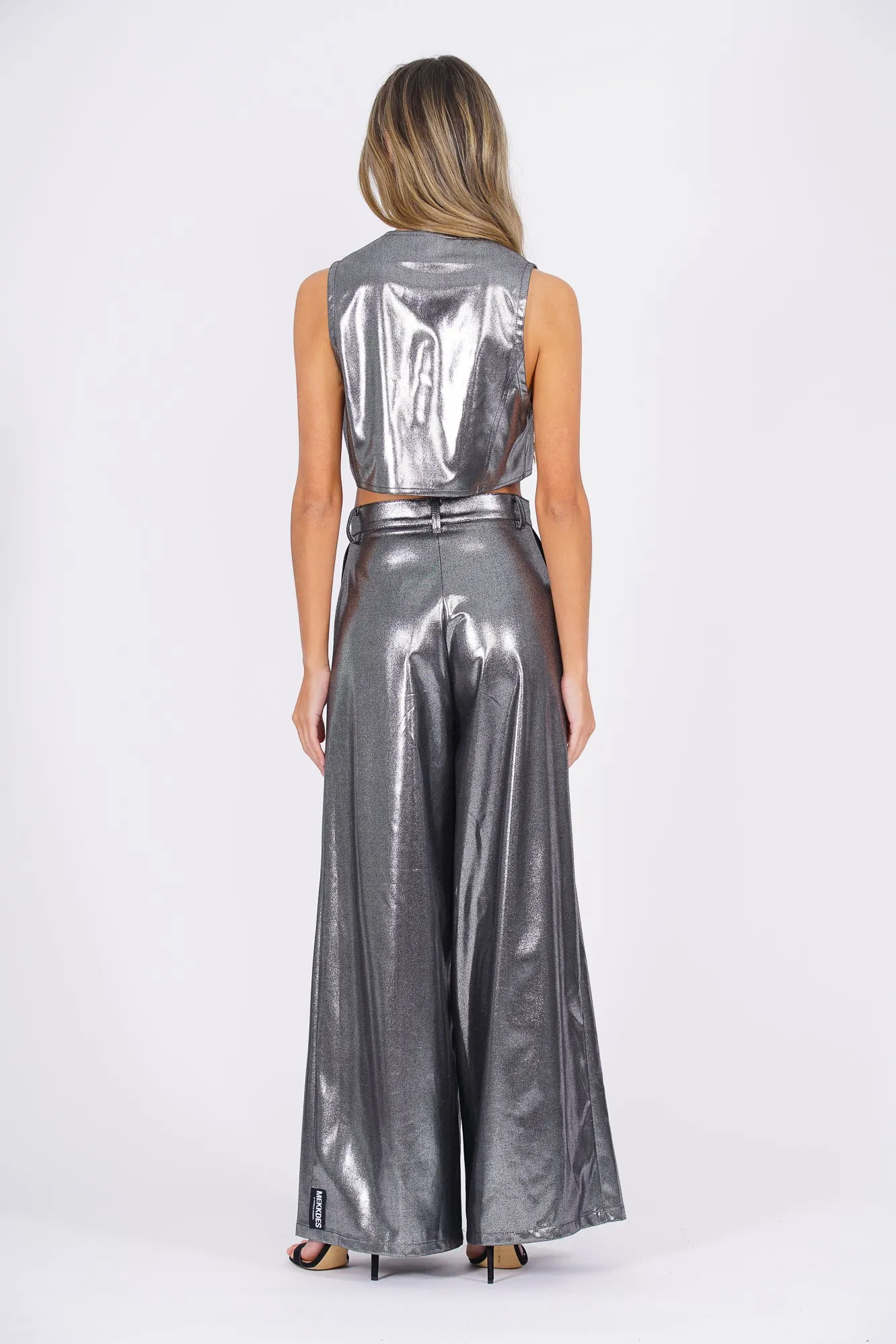 Pantalón wide leg metalizado plateado