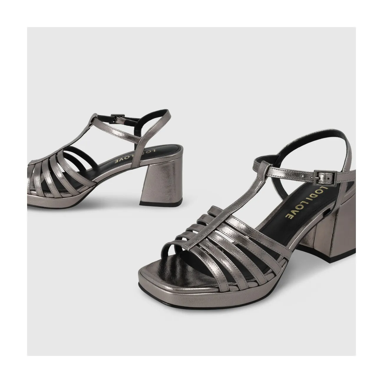 SANDALIAS PLATEADAS PA4820