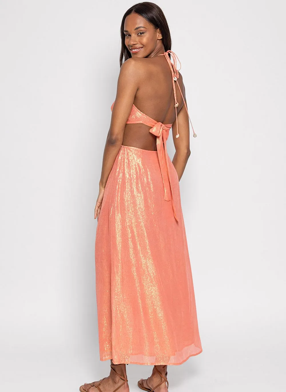 SUNDRESS BETTINA  VESTIDO LARGO RECTO CON CUELLO DE PICO EN NARANJA