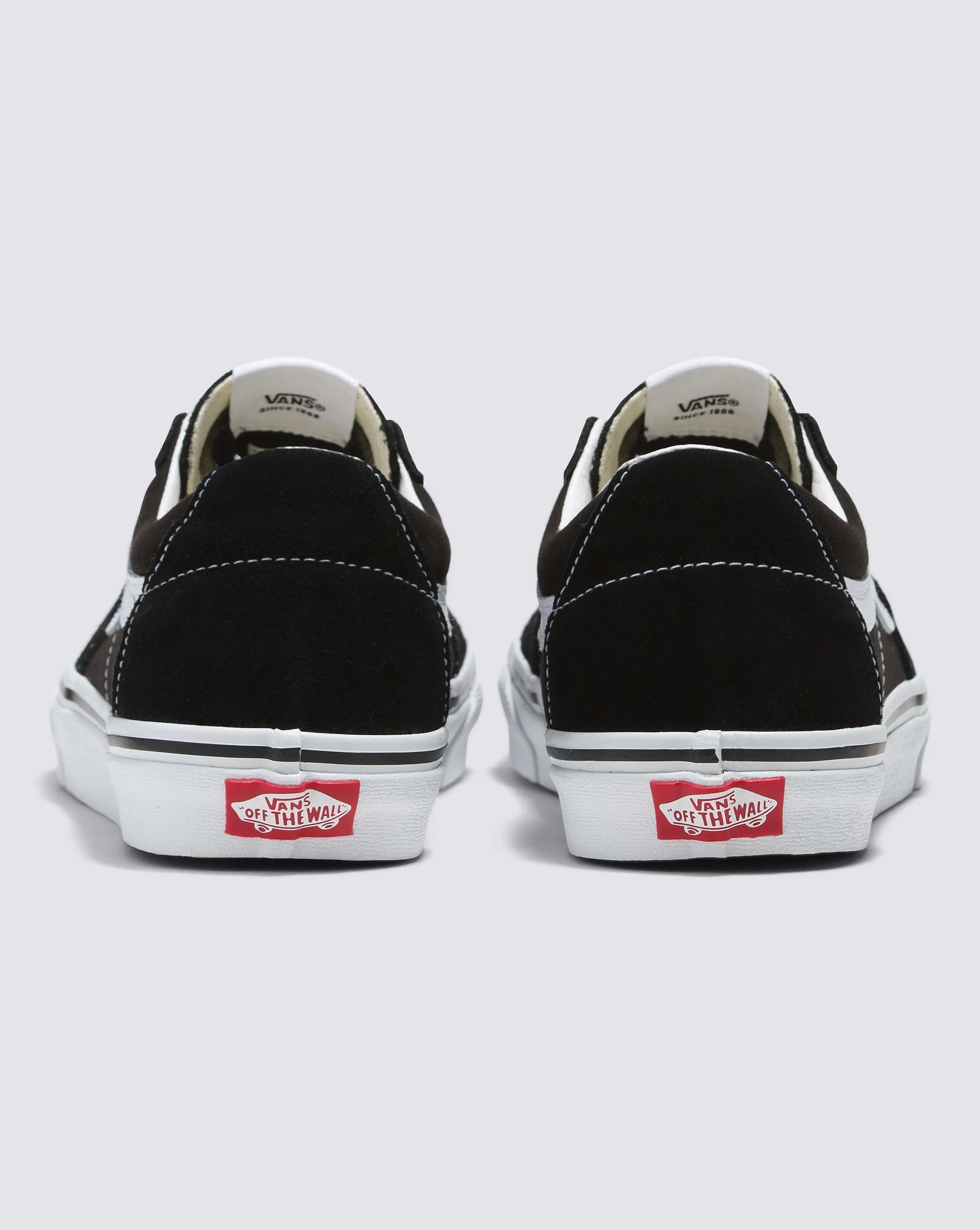 ZAPATILLAS SK8LOW BLACK/TRUE WHITE