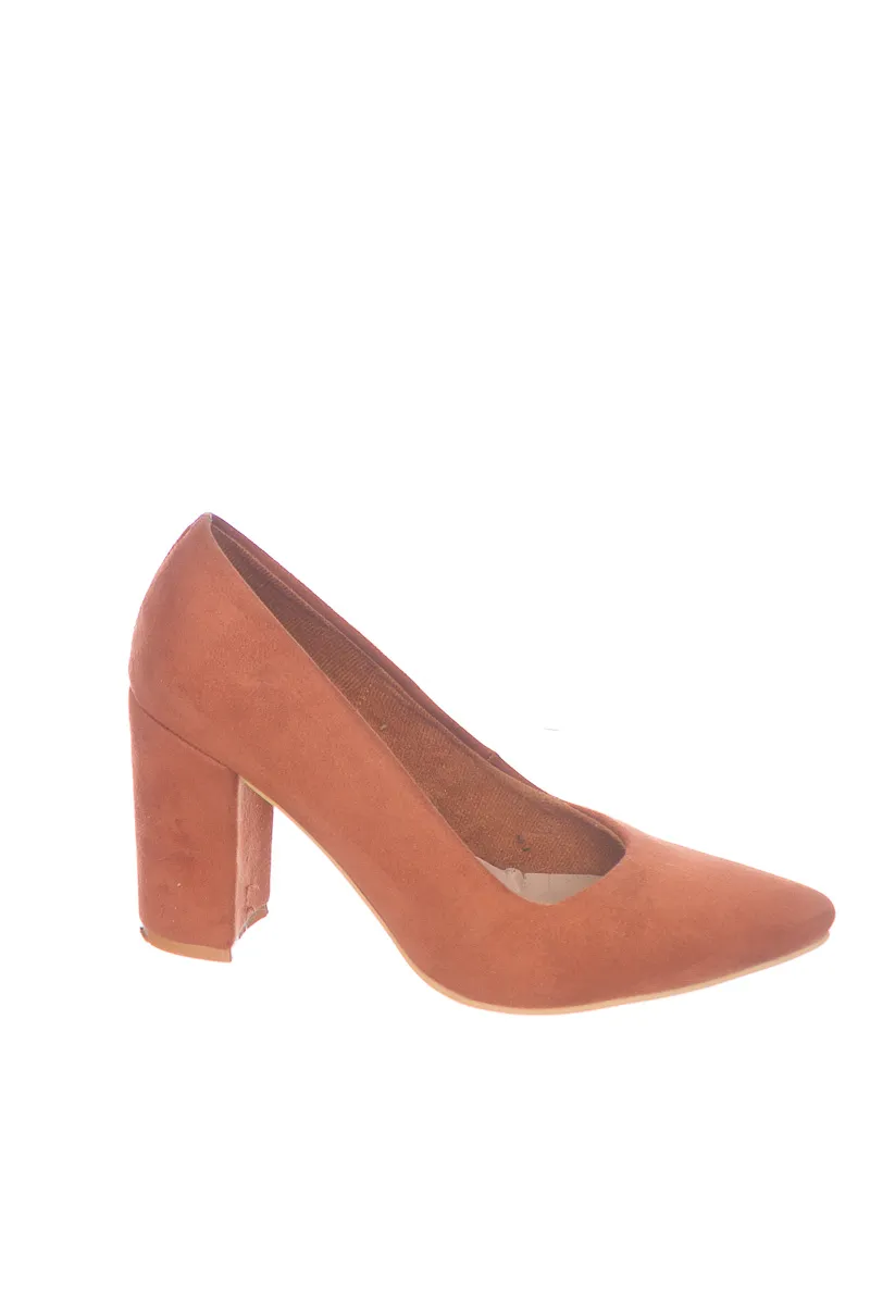ZAPATOS COLOR CAFé  STILOS